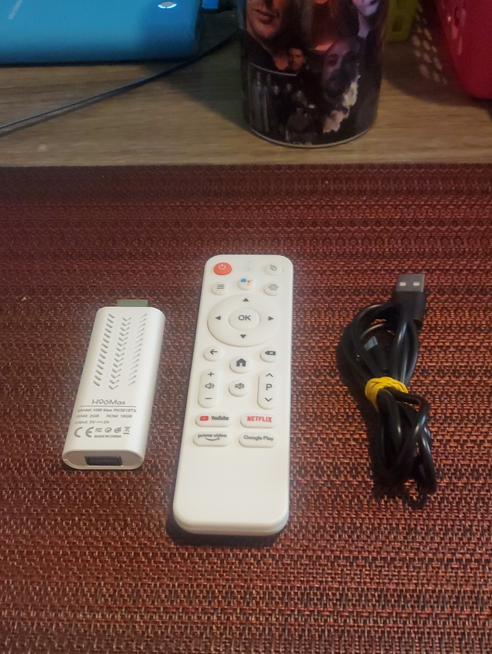 H96 MAX H313 Quad Core Android 14 TV Stick Wifi6 4K@60fps 2GB+16GB